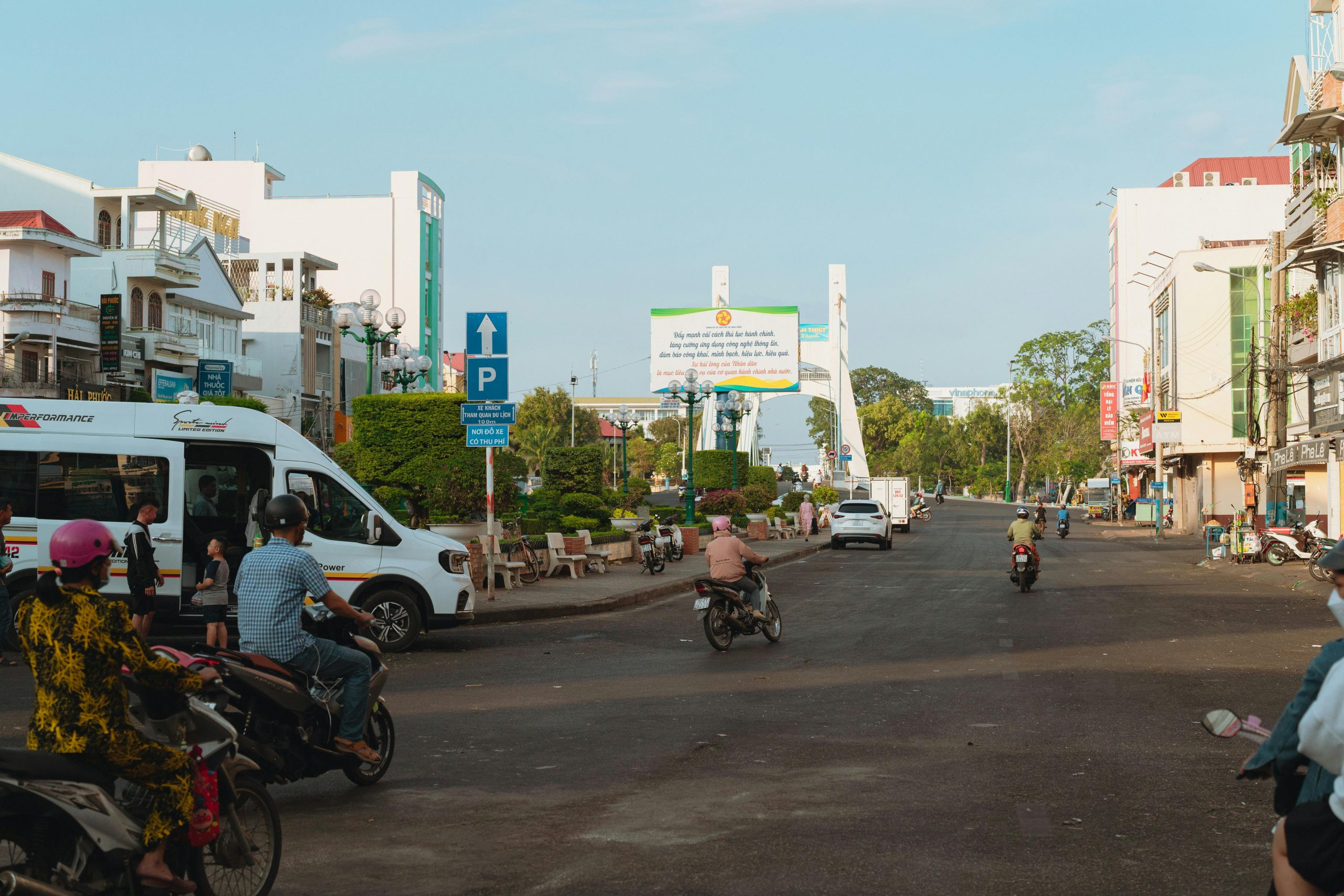 Understanding the Impact of Pop-Up Shops on Local Communities