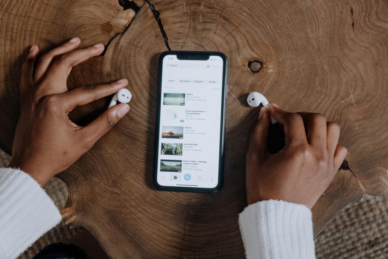 Cultivating a Balanced Relationship with Social Media